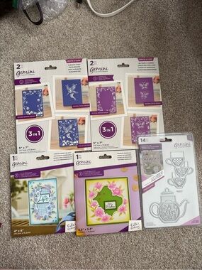 Gemini by Crafter’s Companion Die & Embossing Folder Bundle
